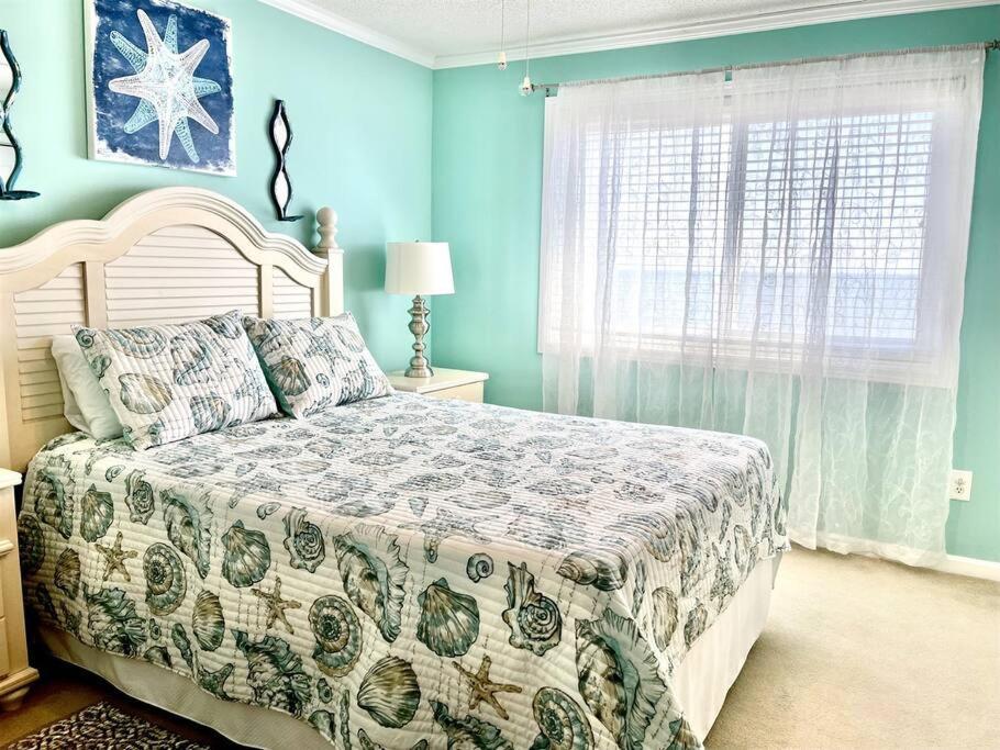 *2Br Oceanfront Retreat*King Ensuite*Pool*Nmb Cherry Grove*Pc4 Myrtle Beach Exteriör bild